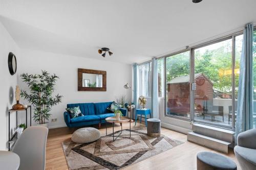 Stunning 4BR in Central London - Tap to explore photos