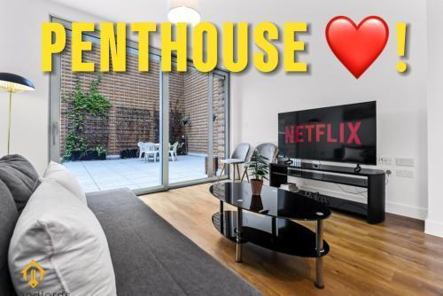 Exclusive 3 bed 3bath Penthouse near Canary Wharf - Tap to explore photos