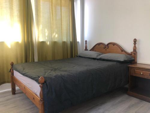 Double Room with Private Bathroom in a 2-bedrooms house - Tap to explore photos