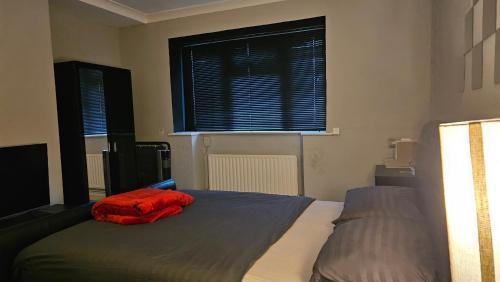 33 Camden Square - Double Room