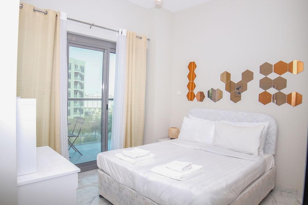2 Bedroom Apartment in MAG 555 - Tap to explore photos