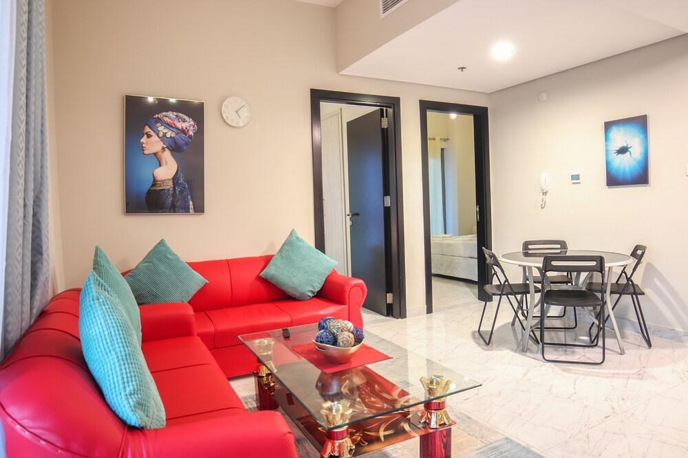 2 Bedroom Apartment in MAG 555 - Tap to explore photos