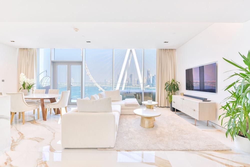 Lavish & Equipped 2 BR Facing Ain Dubai Room Type - Panoramic Apartment, 2 Bedrooms, Balcony, Oceanfront Lavish & Equipped 2 BR Facing Ain Dubai Room Type - Panoramic Apartment, 2 Bedrooms, Balcony, Oceanfront