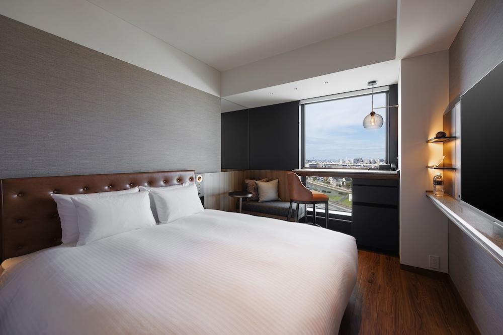 Hotel Metropolitan Tokyo Haneda Room Type - Standard Double Room, 1 King Bed, Non Smoking, River View (For 2 people)
