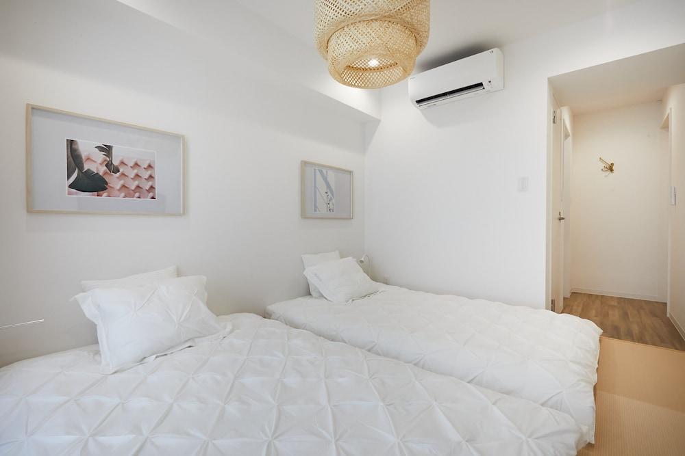 Designer Hotel Siesta Room Type - 203