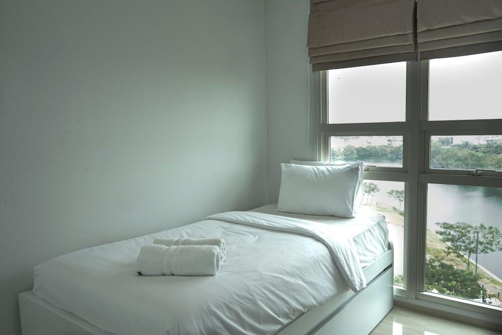 Best Value 2Br At Citralake Suites Apartment - Tap to explore photos