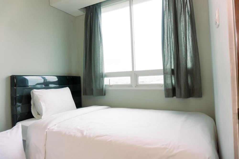 Nice And Elegant 2Br Apartment At Springhill Terrace Residence - Tap to explore photos
