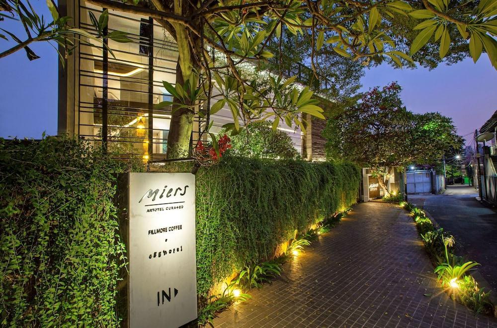 Miers Kuningan ARTOTEL Curated - Tap to explore photos