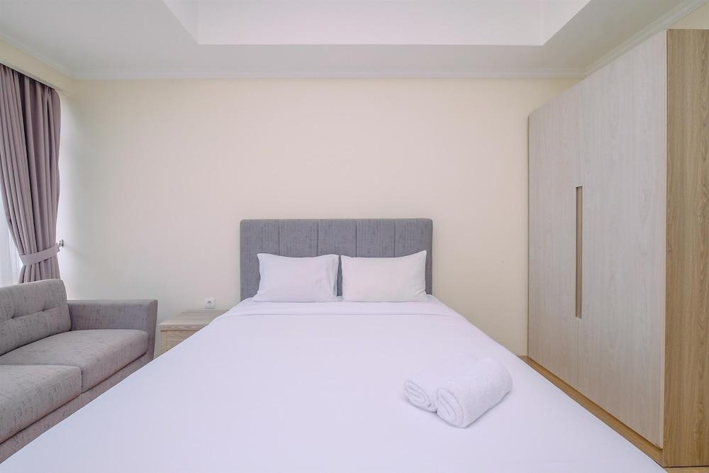 Nice And Strategic Studio At Menteng Park Apartment - Tap to explore photos