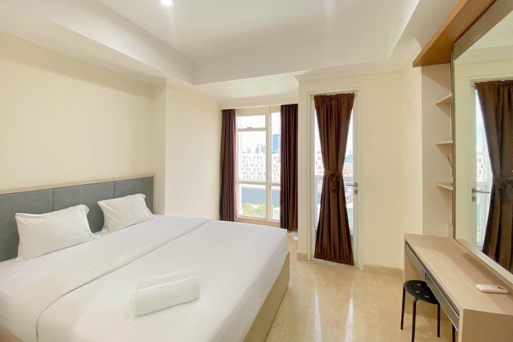 Spacious And Combined 2Br At Menteng Park Apartment - Tap to explore photos