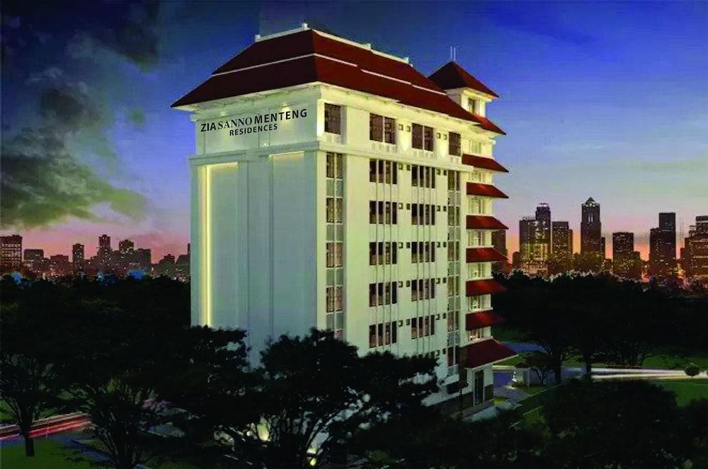 Giia Sanno Menteng - Tap to explore photos
