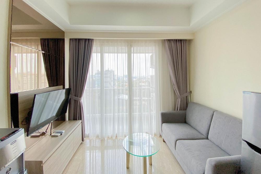 Nice And Minimalist 2Br At Menteng Park Apartment - Tap to explore photos