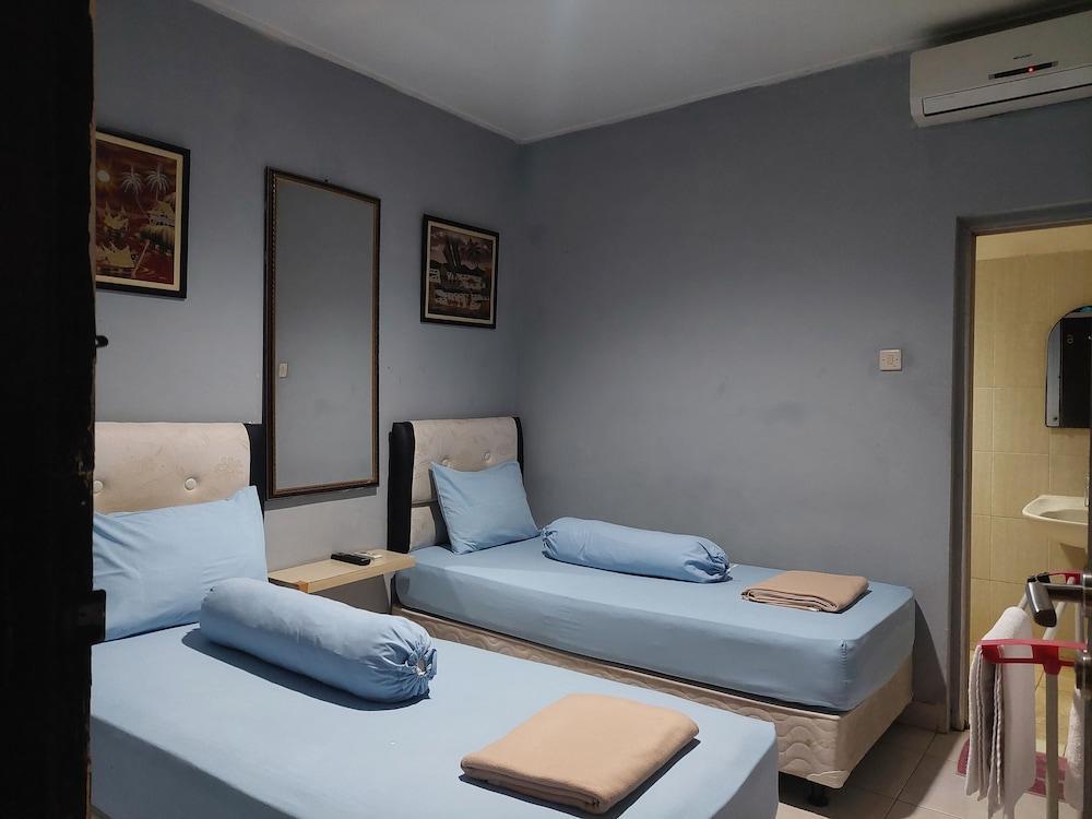 Pondok Seruni Kemanggisan Jakarta Room Type - Standard Twin Room