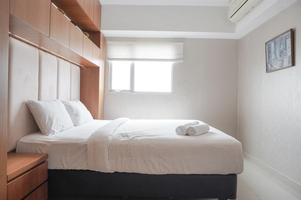 Nice And Comfort 1Br At The Wave Kuningan Apartment