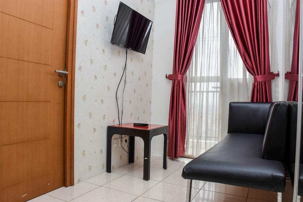 Nice And Homey 1Br At Maple Park Sunter Apartment - Tap to explore photos