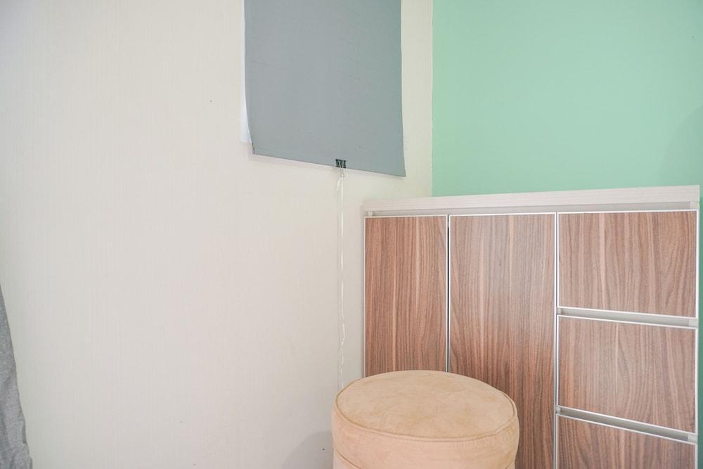 Comfort Living And Homey Studio Signature Park Grande Apartment - Tap to explore photos