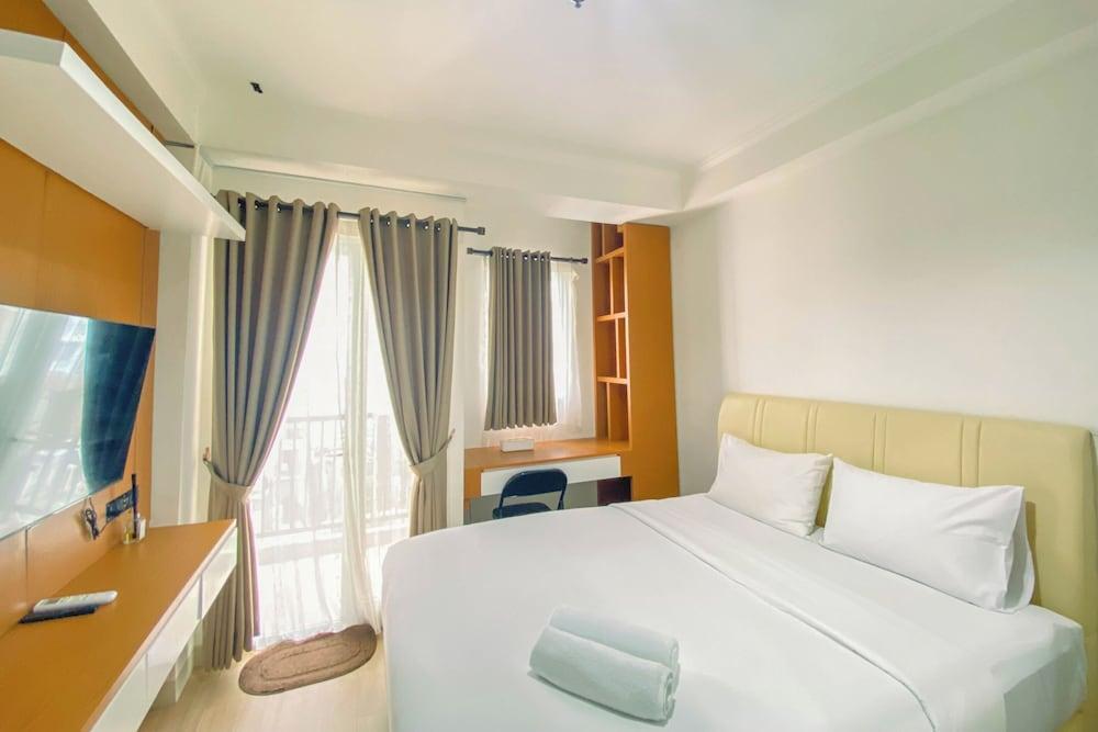 Minimalist Studio Apartment Signature Park Grande