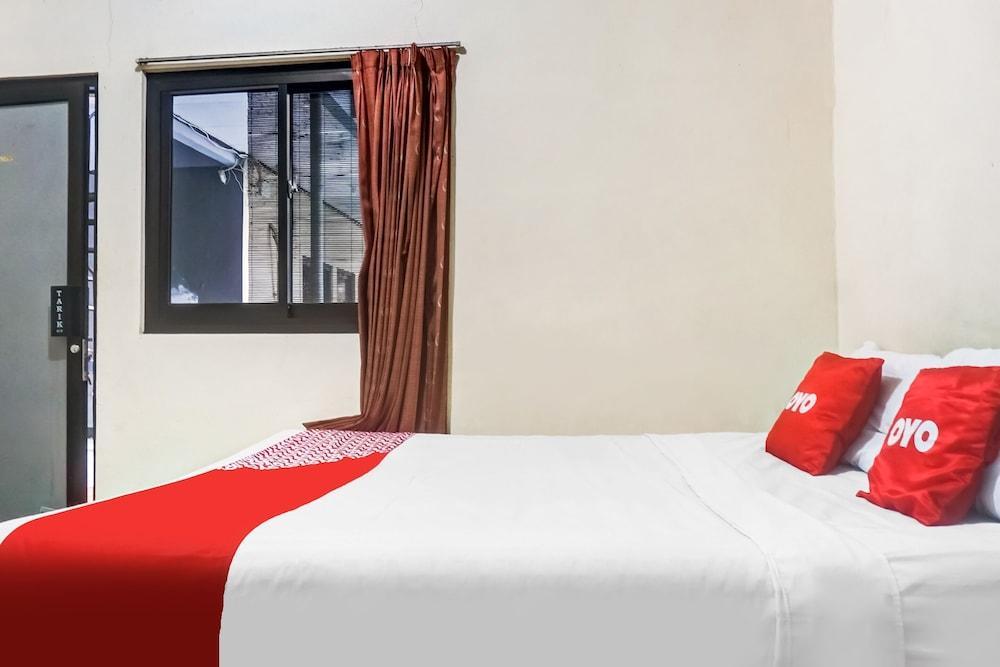 Hotel O 59 Residence Room Type - Standard Double