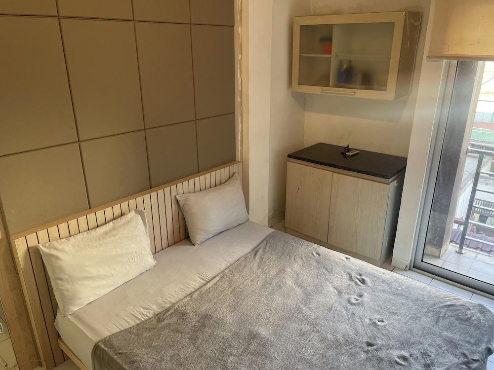 Hotel O near Cilandak Town Square formerly Sultan Residence Syariah Room Type - Standard Double Room