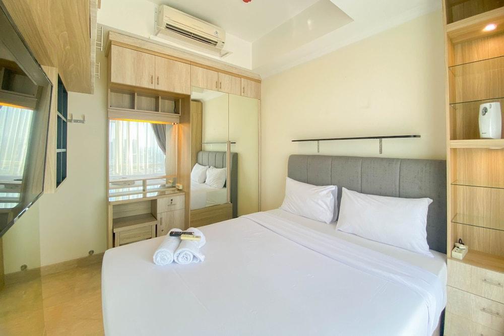 Nice And Elegant 2Br At Menteng Park Apartment Room Type - Apartment