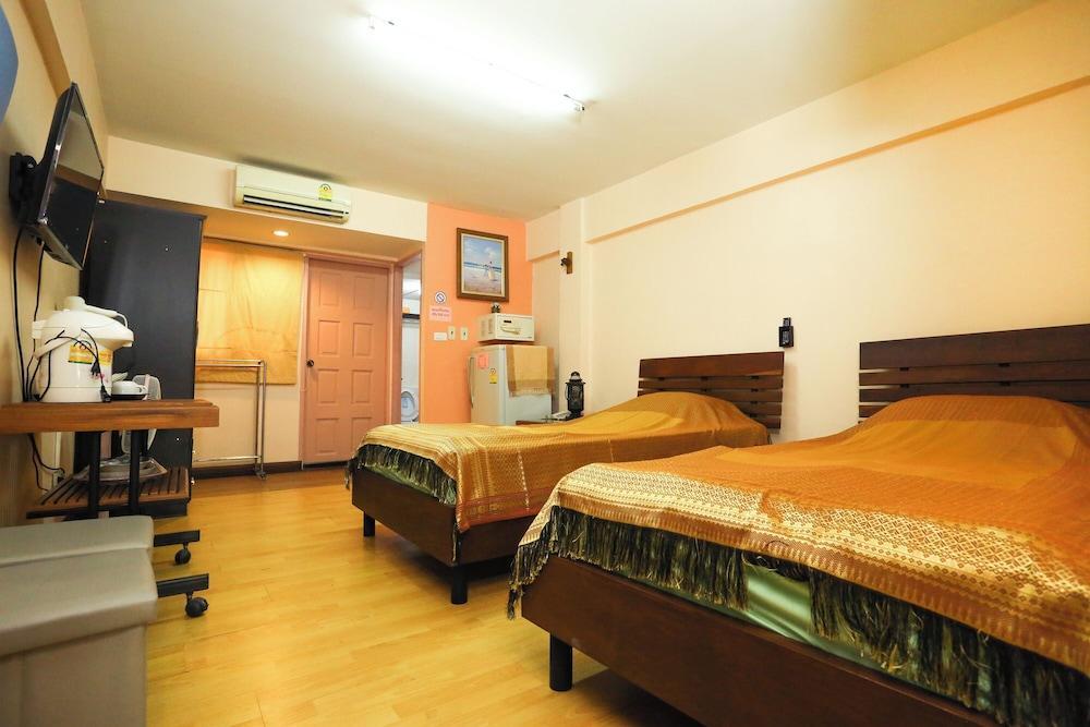 Pjr Chateau Room Type - Standard Twin Room