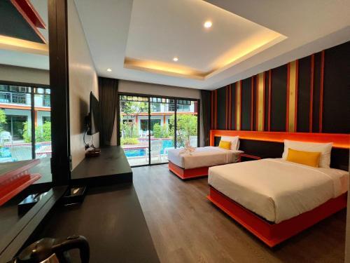 WOW PHUKET - Tap to explore photos