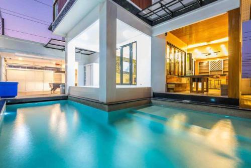 3BD Pool Villa Pattaya with sauna - Exquisite Pool Villa B - Tap to explore photos