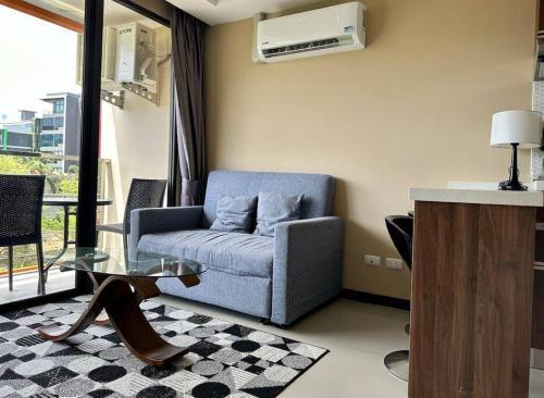 Great mountain view apartment, Pearl 504 - Tap to explore photos
