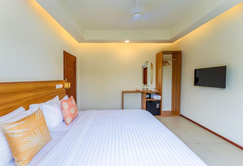 Niru Isle Maldives Room Type - Deluxe Double or Twin Room, Ground Floor