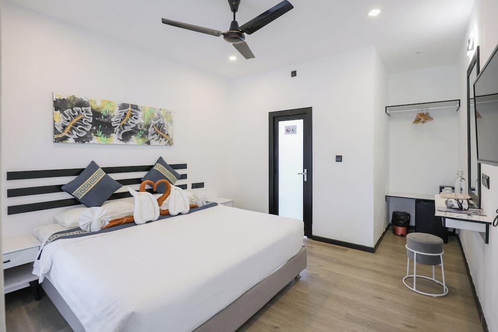 Belvedere Thoddoo Room Type - Deluxe Double Room