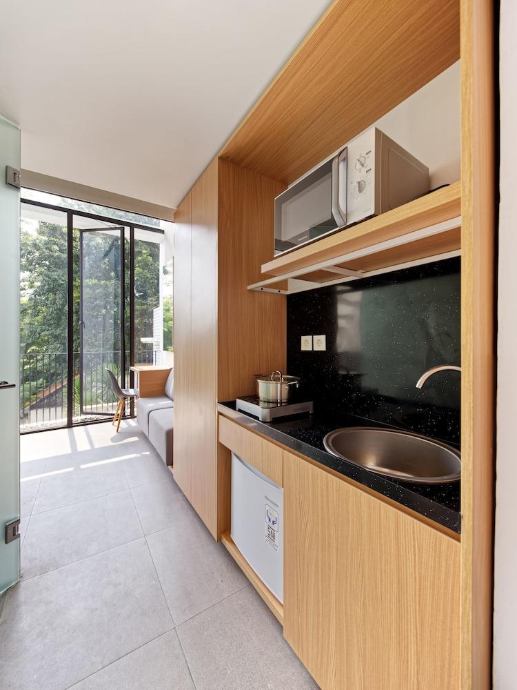 Sakura Terrace Benhil Room Type - Superior Room, Kitchen, Mezzanine