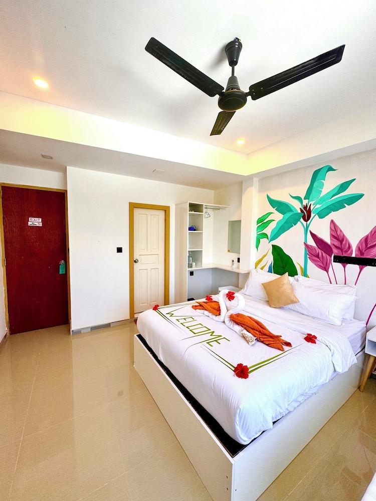 Sands Garden Hotel Room Type - Deluxe Room, Balcony Sands Garden Hotel Room Type - Deluxe Room, Balcony