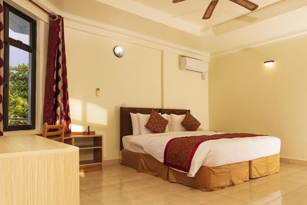 ONE ON INN Room Type - Deluxe Room