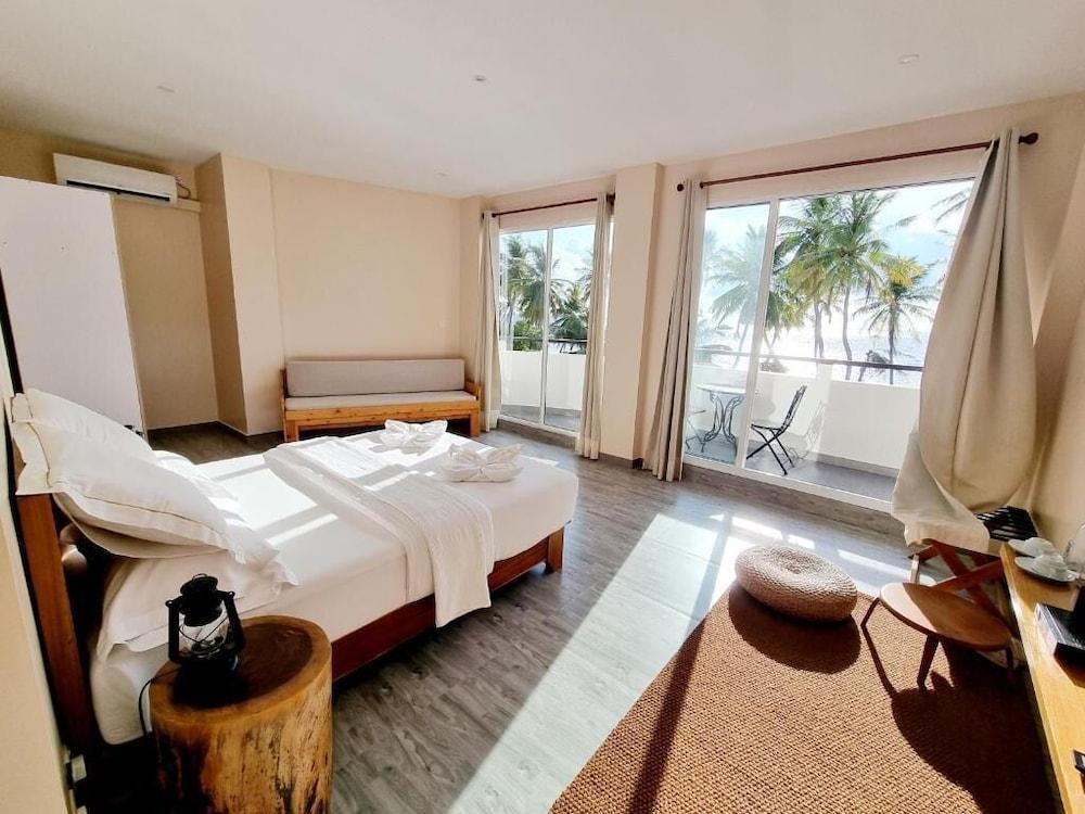 Lea Spa Hotel Room Type - Premium Suite, Bathtub, Sea View