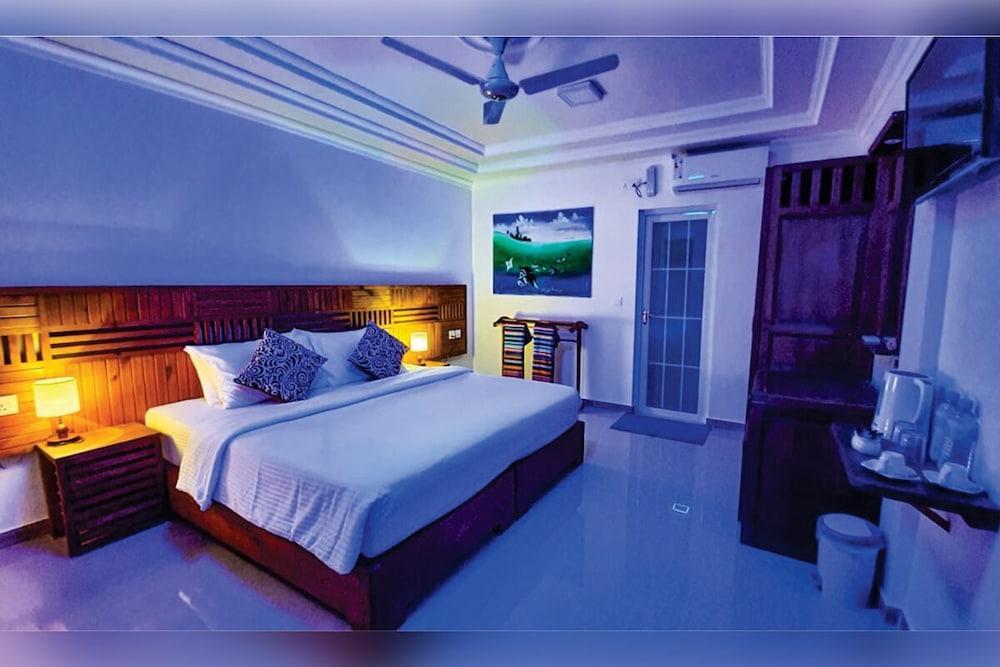 Kamadhoo Inn Room Type - Comfort Double Room