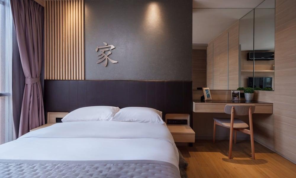 VOQUE Hotel & Serviced Residence Sukhumvit 51 - Tap to explore photos