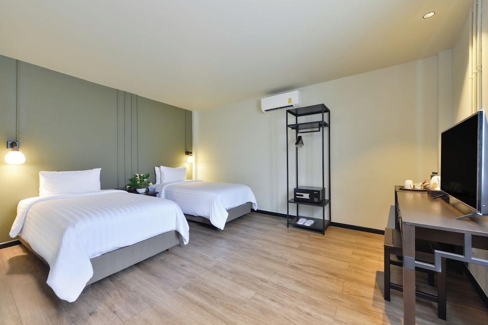 Old Thai Heng Hotel Room Type - Superior Twin Room