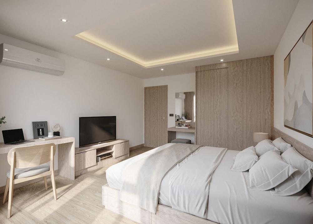 Leon Lasalle Hotel & Residences Room Type - Superior Double Room