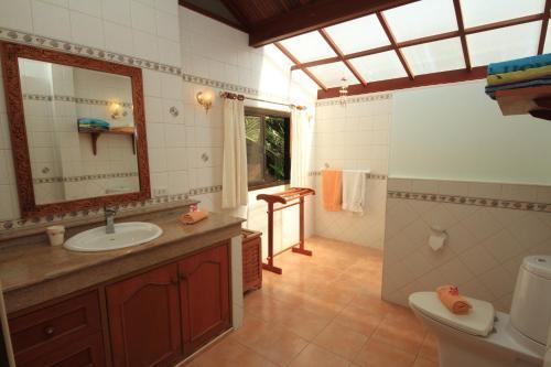 Baan Lom Talay Grand Villa Samui - Tap to explore photos