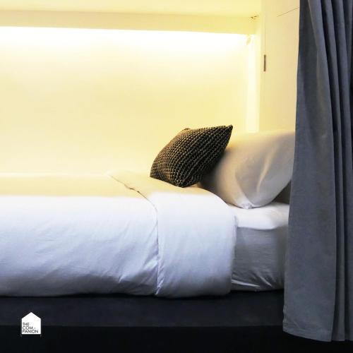 The Companion - Hostel Room Type - 8-Bed Mixed Dormitory Room