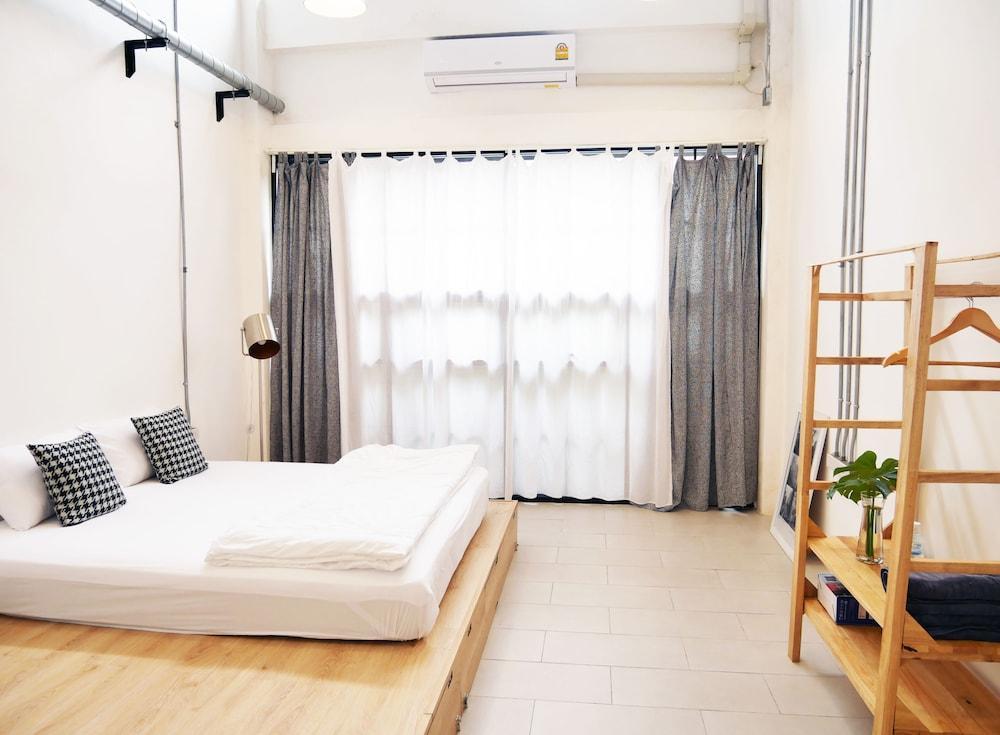 The Companion - Hostel Room Type - Double room