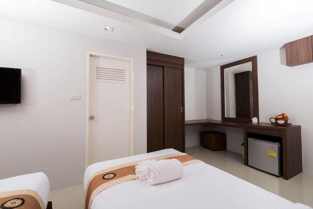 Royal Asia Hotel Pratunam Room Type - Deluxe Twin Room
