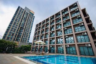 Marsi Hotel Bangchak - Tap to explore photos