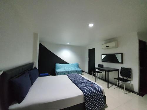 @Room Apartment - Tap to explore photos