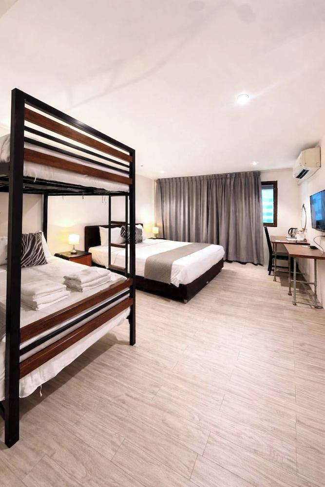STUDIO F SUKHUMVIT Room Type - Deluxe Family Suite