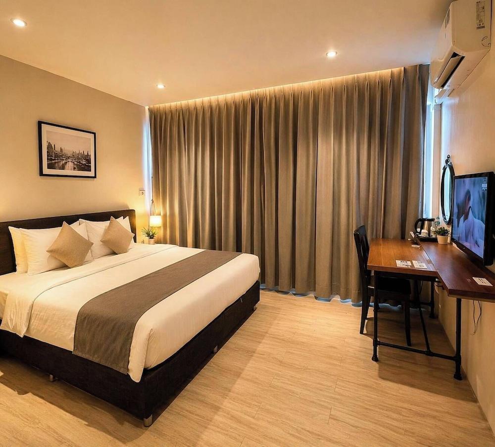 STUDIO F SUKHUMVIT Room Type - Budget Double Room