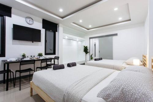 P2 Silom Large 2beds full kitchen WIFI 4-6pax