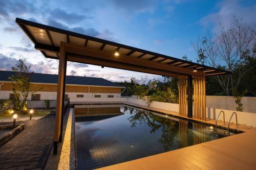 Villa Sunrise Garden A180 - Tap to explore photos