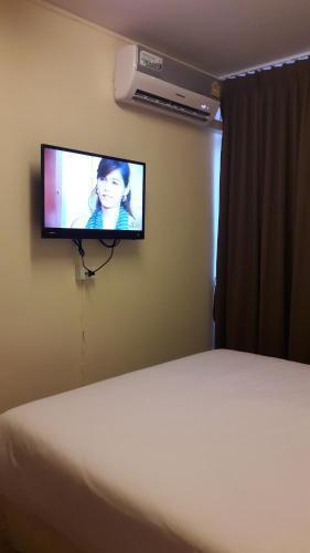 The Blooms Residence Room Type - Superior Double or Twin Room