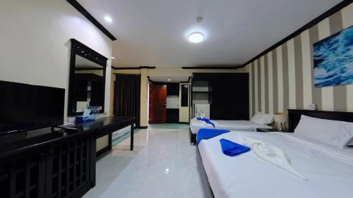 Royal Vista Room Type - Family Suite